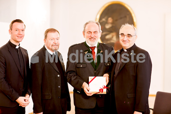 Bischofgratulation_Ehrung_Barocksaal (301)