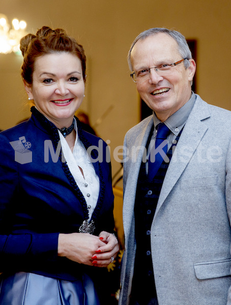 Bischofgratulation_ZS_F._Neuhold-2