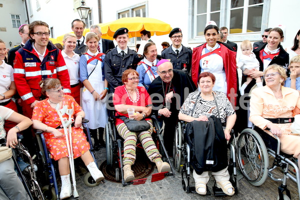 Bischofsweihe_Agape_18_bis_19_Uhr_Sonntagsblatt IMG_2438