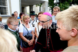 Bischofsweihe_Agape_18_bis_19_Uhr_Sonntagsblatt IMG_2473