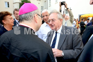 Bischofsweihe_Agape_18_bis_19_Uhr_Sonntagsblatt IMG_2529