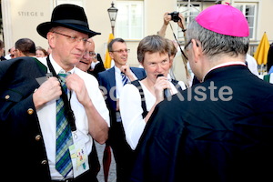 Bischofsweihe_Agape_18_bis_19_Uhr_Sonntagsblatt IMG_2554