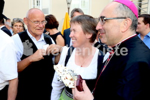 Bischofsweihe_Agape_18_bis_19_Uhr_Sonntagsblatt IMG_2559