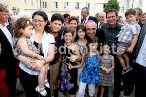 Bischofsweihe_Agape_18_bis_19_Uhr_Sonntagsblatt IMG_2575