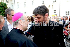 Bischofsweihe_Agape_18_bis_19_Uhr_Sonntagsblatt IMG_2601