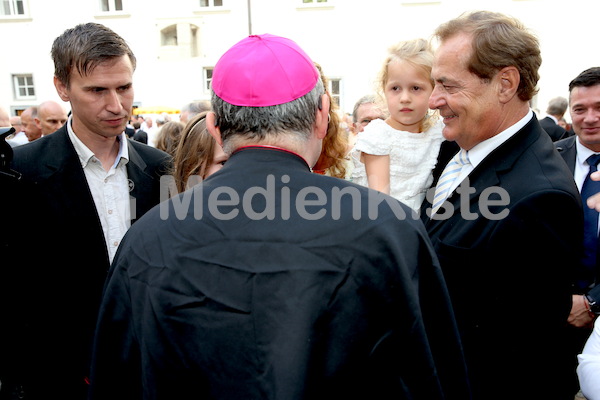 Bischofsweihe_Agape_18_bis_19_Uhr_Sonntagsblatt IMG_2622