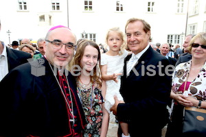 Bischofsweihe_Agape_18_bis_19_Uhr_Sonntagsblatt IMG_2627