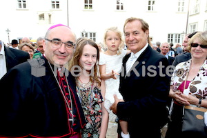 Bischofsweihe_Agape_18_bis_19_Uhr_Sonntagsblatt IMG_2628