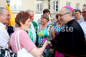 Bischofsweihe_Agape_18_bis_19_Uhr_Sonntagsblatt IMG_2679
