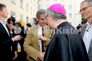 Bischofsweihe_Agape_18_bis_19_Uhr_Sonntagsblatt IMG_2706