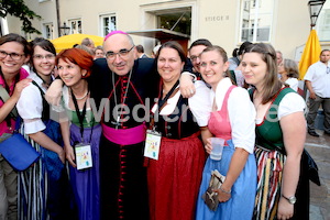 Bischofsweihe_Agape_18_bis_19_Uhr_Sonntagsblatt IMG_2728