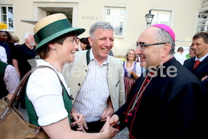 Bischofsweihe_Agape_18_bis_19_Uhr_Sonntagsblatt IMG_2745