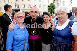 Bischofsweihe_Agape_18_bis_19_Uhr_Sonntagsblatt IMG_2756
