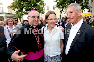Bischofsweihe_Agape_18_bis_19_Uhr_Sonntagsblatt IMG_2789