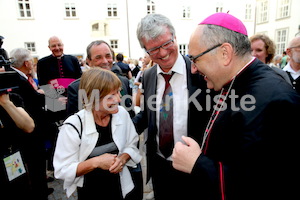 Bischofsweihe_Agape_18_bis_19_Uhr_Sonntagsblatt IMG_2808