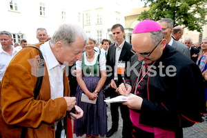 Bischofsweihe_Agape_18_bis_19_Uhr_Sonntagsblatt IMG_2860