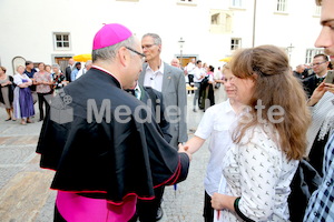 Bischofsweihe_Agape_ab 19 Uhr_Sonntagsblatt IMG_2927