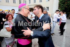 Bischofsweihe_Agape_ab 19 Uhr_Sonntagsblatt IMG_3082