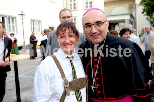 Bischofsweihe_Agape_ab 19 Uhr_Sonntagsblatt IMG_3096