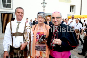 Bischofsweihe_Agape_ab 19 Uhr_Sonntagsblatt IMG_3128