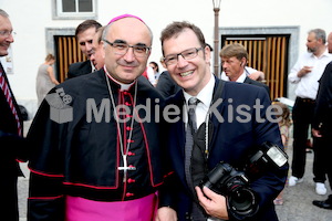 Bischofsweihe_Agape_ab 19 Uhr_Sonntagsblatt IMG_3145