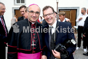 Bischofsweihe_Agape_ab 19 Uhr_Sonntagsblatt IMG_3146