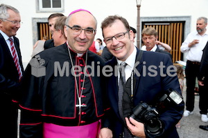 Bischofsweihe_Agape_ab 19 Uhr_Sonntagsblatt IMG_3148