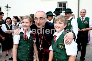 Bischofsweihe_Agape_ab 19 Uhr_Sonntagsblatt IMG_3177
