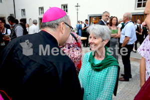 Bischofsweihe_Agape_ab 19 Uhr_Sonntagsblatt IMG_3193