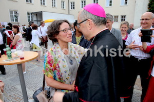 Bischofsweihe_Agape_ab 19 Uhr_Sonntagsblatt IMG_3200
