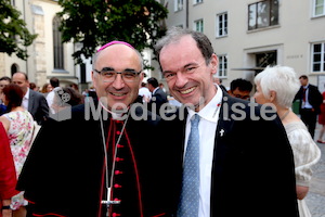Bischofsweihe_Agape_ab 19 Uhr_Sonntagsblatt IMG_3214