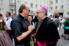 Bischofsweihe_Agape_ab 19 Uhr_Sonntagsblatt IMG_3243