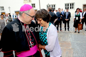 Bischofsweihe_Agape_ab 19 Uhr_Sonntagsblatt IMG_3265