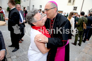 Bischofsweihe_Agape_ab 19 Uhr_Sonntagsblatt IMG_3274