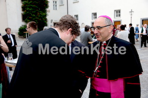 Bischofsweihe_Agape_ab 19 Uhr_Sonntagsblatt IMG_3280