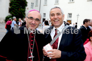 Bischofsweihe_Agape_ab 19 Uhr_Sonntagsblatt IMG_3300