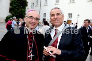 Bischofsweihe_Agape_ab 19 Uhr_Sonntagsblatt IMG_3304