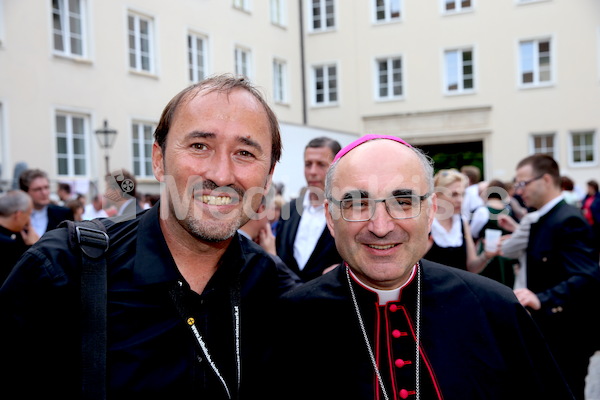 Bischofsweihe_Agape_ab 19 Uhr_Sonntagsblatt IMG_3307