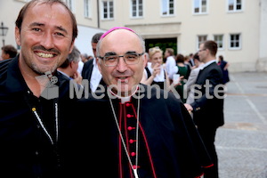 Bischofsweihe_Agape_ab 19 Uhr_Sonntagsblatt IMG_3309