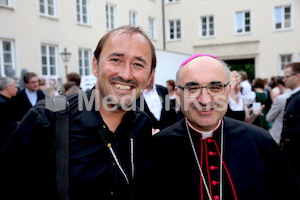 Bischofsweihe_Agape_ab 19 Uhr_Sonntagsblatt IMG_3312