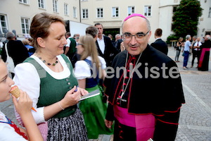 Bischofsweihe_Agape_ab 19 Uhr_Sonntagsblatt IMG_3316