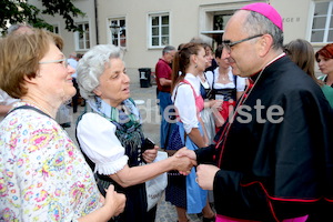Bischofsweihe_Agape_ab 19 Uhr_Sonntagsblatt IMG_3380