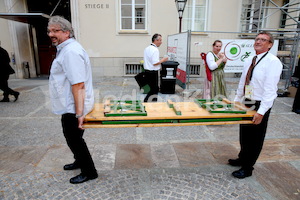 Bischofsweihe_Agape_ab 19 Uhr_Sonntagsblatt IMG_3404