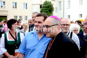 Bischofsweihe_Agape_Sonntagsblatt IMG_2564