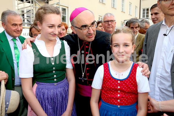 Bischofsweihe_Agape_Sonntagsblatt IMG_2670