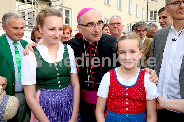 Bischofsweihe_Agape_Sonntagsblatt IMG_2671