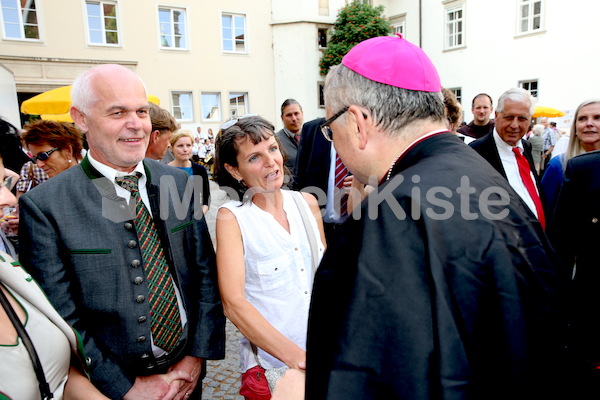 Bischofsweihe_Agape_Sonntagsblatt IMG_2818