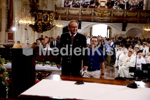 Bischofsweihe_Eintreffen _40A7017