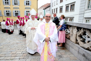 Bischofsweihe_Eintreffen_Einzug IMG_1304