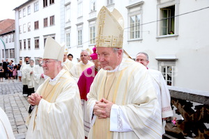 Bischofsweihe_Eintreffen_Einzug IMG_1390